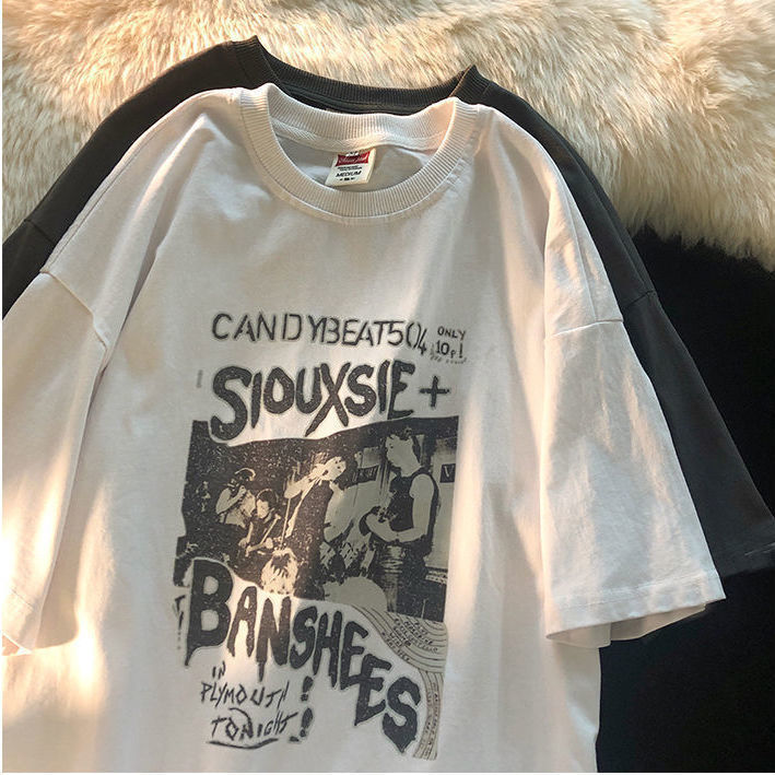 Vintage Harajuku style short sleeved T shirt for  in summer versatile American print loose student half sleeved top for couples